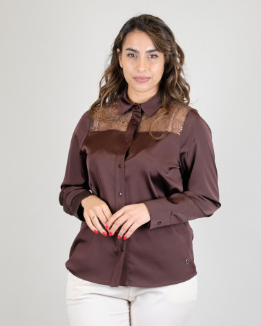 Camicia in raso con pizzo