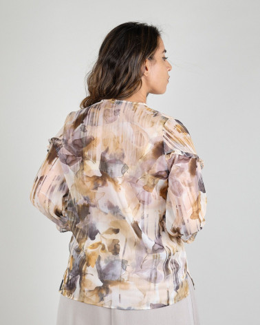 Blusa floral con rouches