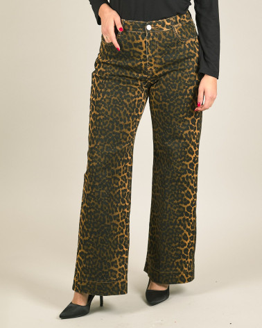 Jeans in denim leopardato