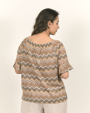 MAGLIA IN FILO ZIG ZAG CON VOLANT