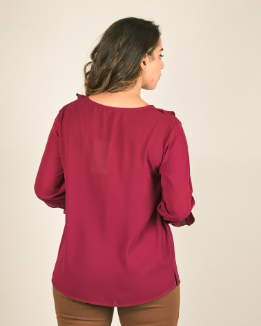 Blusa bordeaux con rouches davanti e sulle maniche