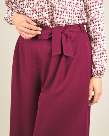 Pantaloni capri a palazzo bordeaux con fiocco