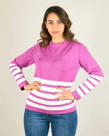 Maglia in misto viscosa con righe sotto