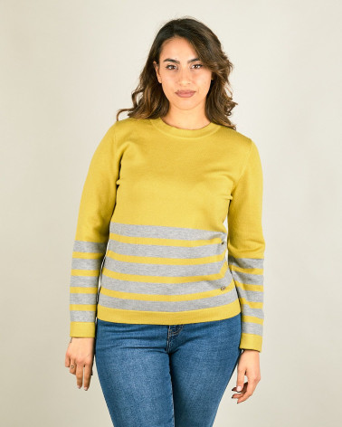 Maglia in misto viscosa con righe sotto