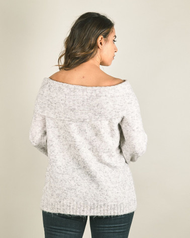 Maglia in mohair con collo ad anello