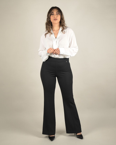 Pantaloni eleganti a zampa in cady fluido