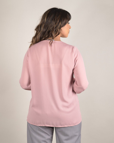 Blusa con dettaglio in gioiello