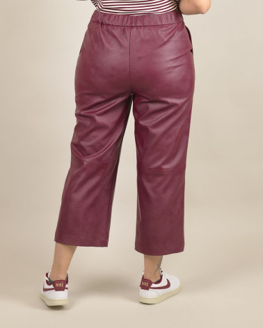 Pantaloni cropped in ecopelle bordeaux