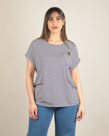 T-shirt a righe con manica ampia e spilla