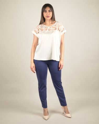 Blusa burro in raso con tulle ricamato