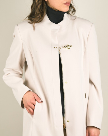 Cappotto in crêpe con zip nascosta e gancio