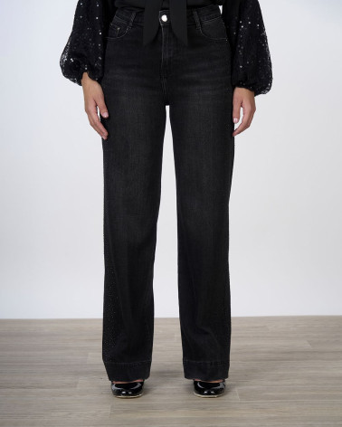 Jeans wide leg nero con strass laterali