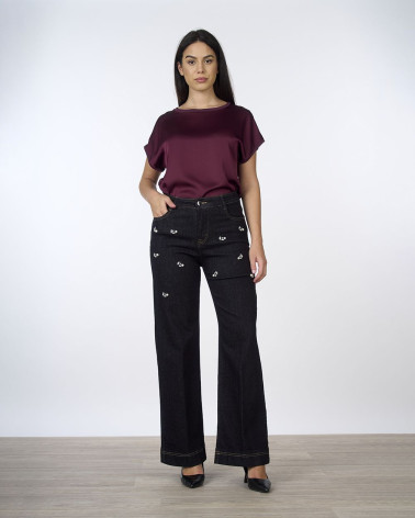 Jeans dark wide leg con applicazioni