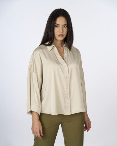Camicia over beige