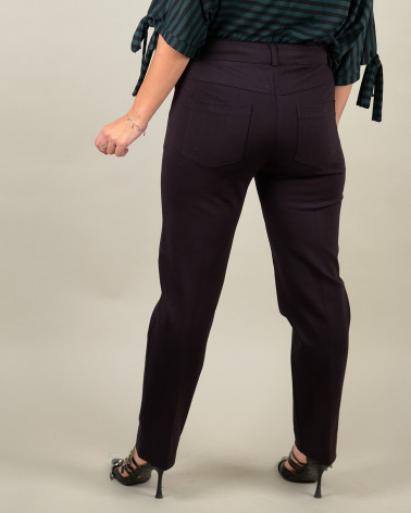 Pantaloni dritti in punto Milano