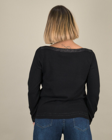 Maglia con scollo a barchetta e dettagli lurex