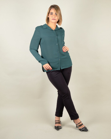Camicia fluida con bottoni frontali