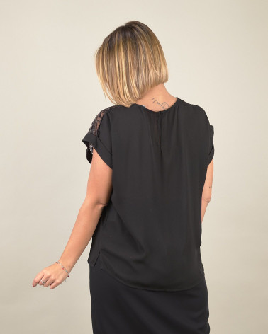 Blusa con inserto in pizzo e paillettes