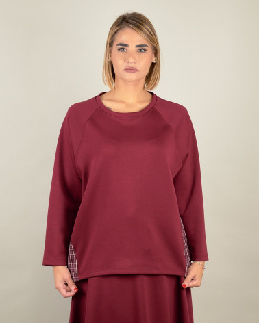 Felpa bordeaux con inserti a quadri