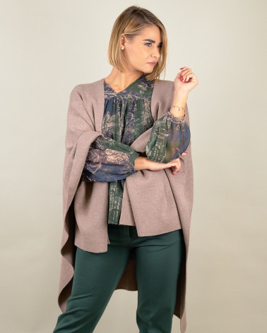 Poncho morbido in maglia viscosa