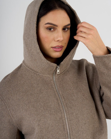 Cappotto in lana con cappuccio