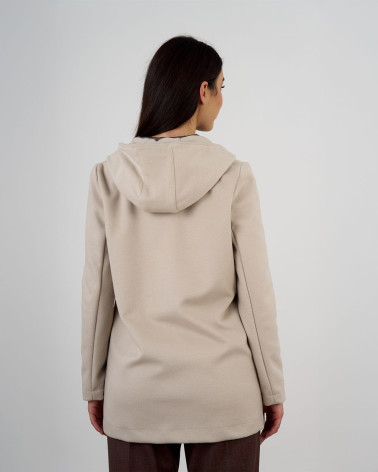 Giacca con cappuccio e bottoni a pressione