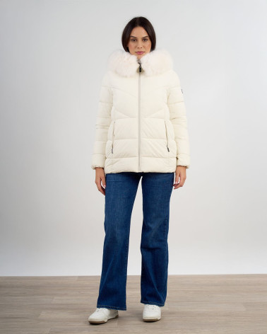 Piumino con cappuccio e collo in eco pelliccia