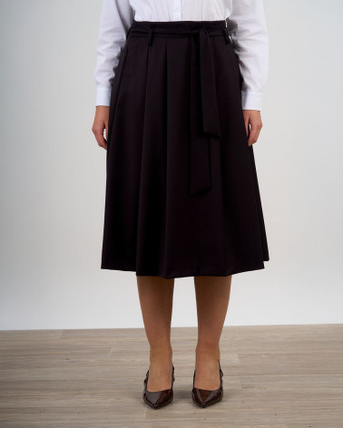 Gonna midi svasata con cintura