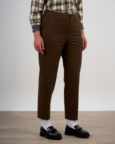 Pantaloni sigaretta color noce