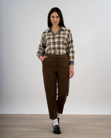 Pantaloni sigaretta color noce