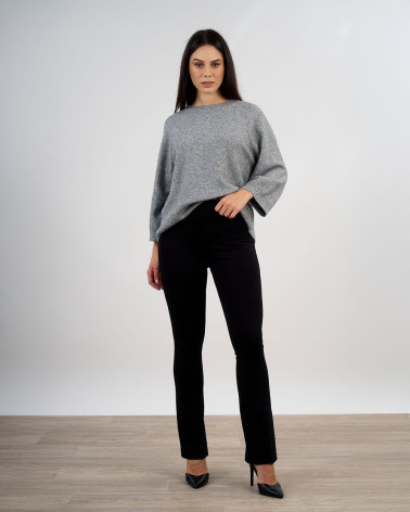 Pantaloni bootcut in punto Milano