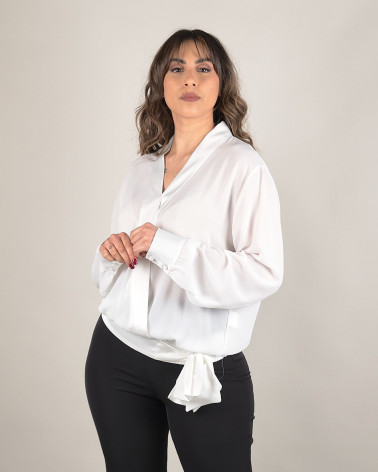 Blusa panna in georgette con nodo 