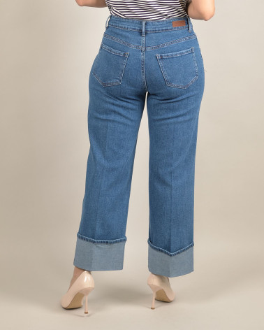 Jeans wide leg con maxi risvolto