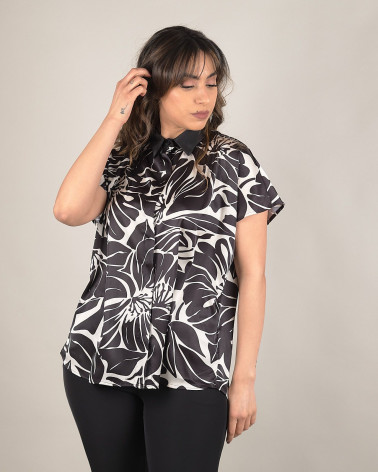 Camicia in raso fantasia floreale