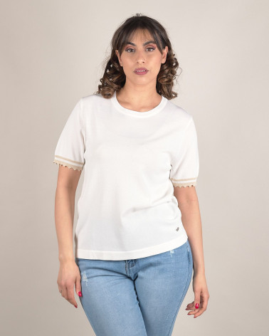 Maglia in filo con bordi a contrasto