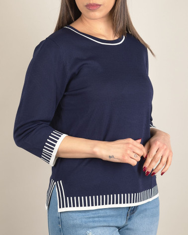 Maglia in filo con dettagli a righe a contrasto