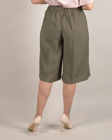 Bermuda eleganti in viscosa verde oliva