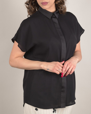 Camicia in georgette con dettagli in raso