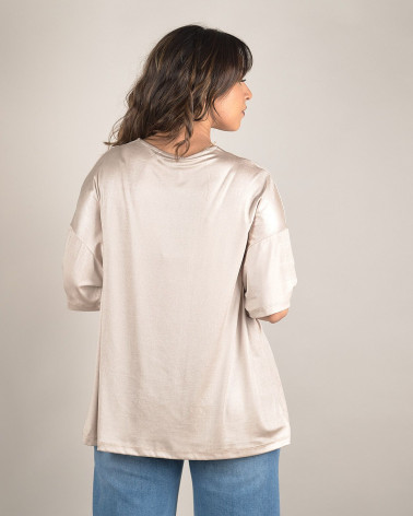 Maglia oversize in jersey lucido con scollo a V