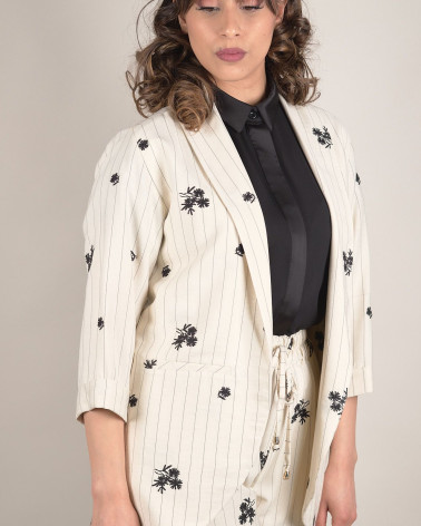 Blazer con ricami floreali e righe verticali