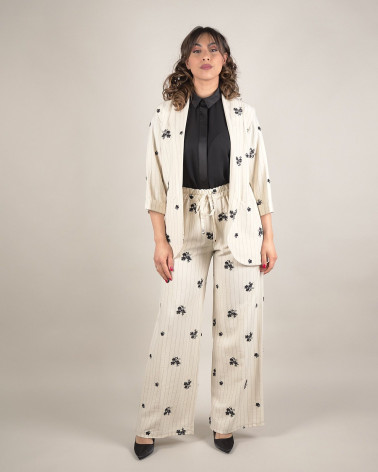 Blazer con ricami floreali e righe verticali
