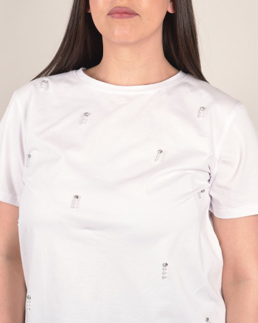 T-shirt con perle e strass applicati