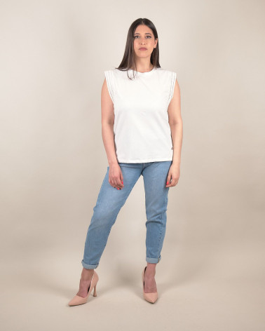 Top in cotone con inserti traforati sulle spalle