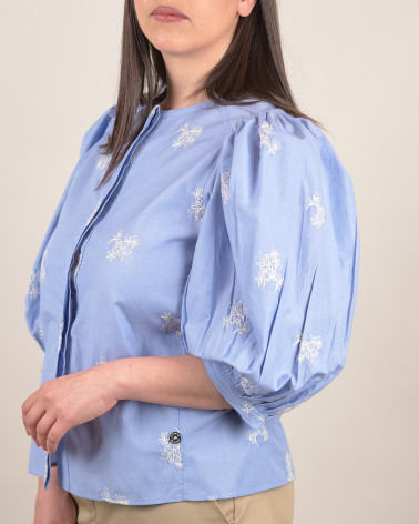 Camicia ricamata con maniche balloon