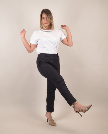 Pantaloni chino con piega