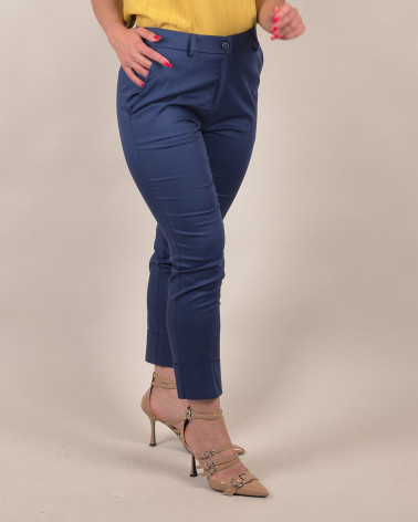 Pantaloni chino con piega