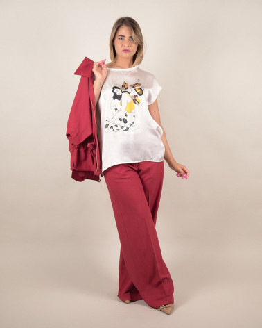 T-shirt in raso svasata con stampa illustrata