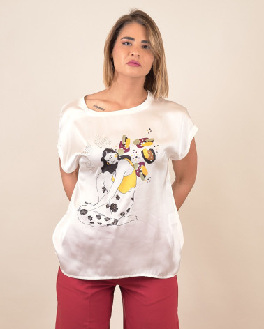 T-shirt in raso svasata con stampa illustrata