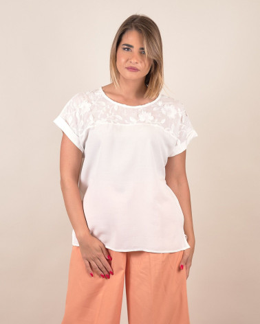 Maglia in cotone con inserto ricamato
