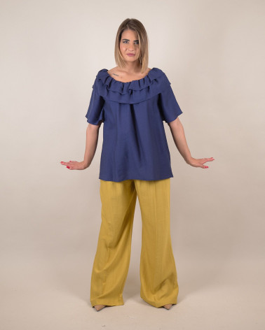 Blusa off-shoulder con volant